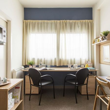 Residencia Universitaria Resa As Burgas Ourense Bagian luar foto