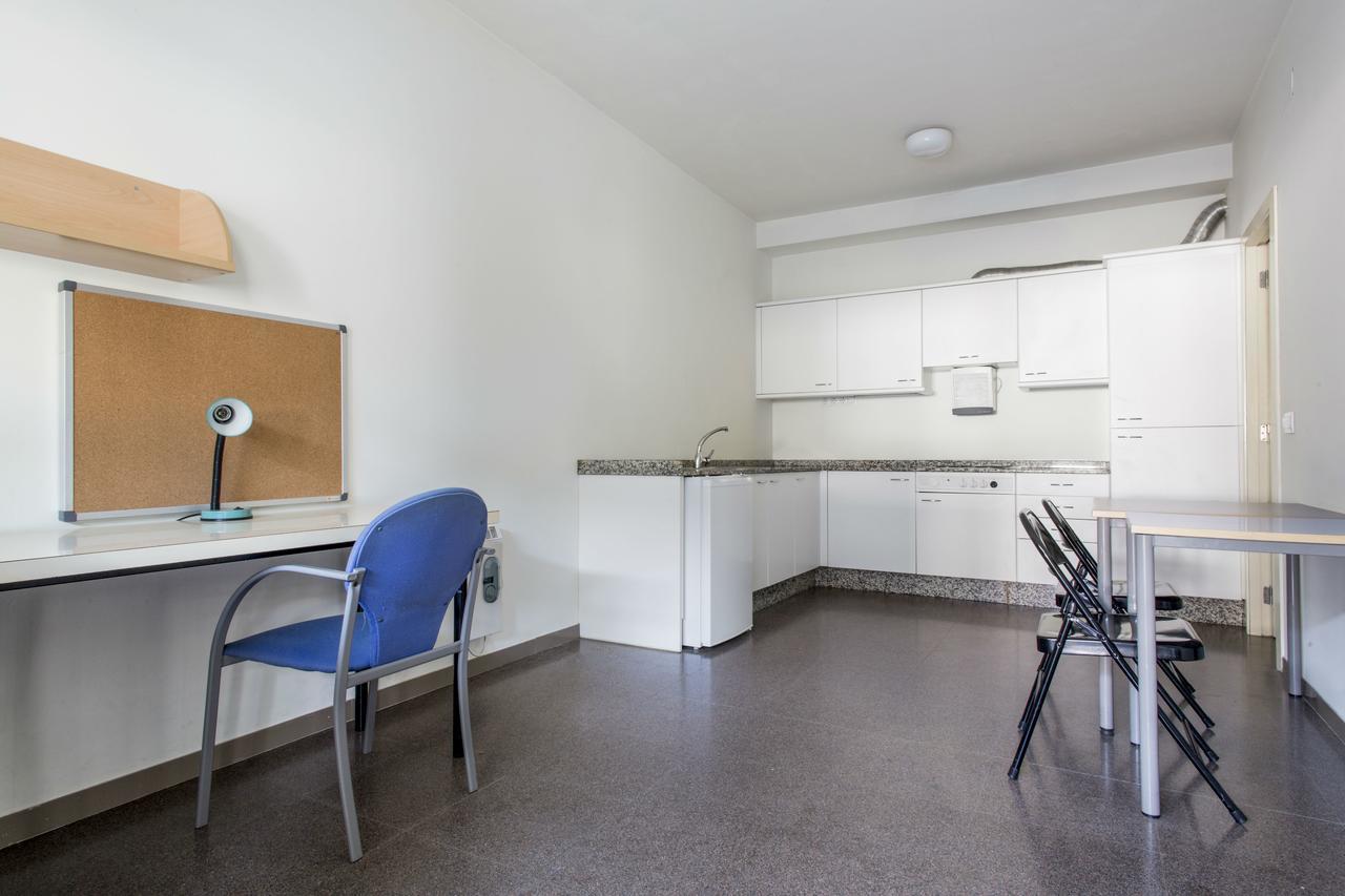 Residencia Universitaria Resa As Burgas Ourense Bagian luar foto