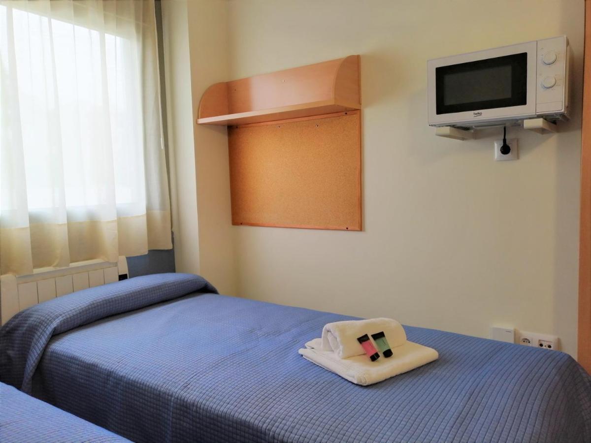 Residencia Universitaria Resa As Burgas Ourense Bagian luar foto